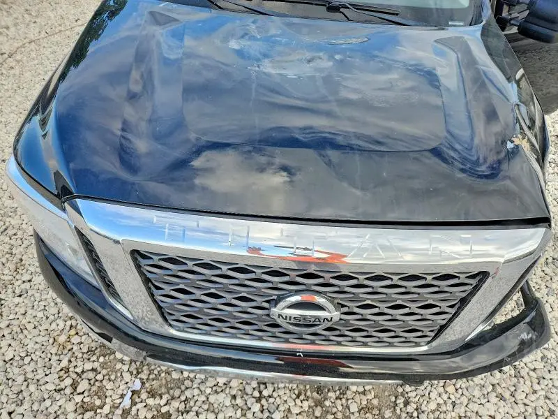 2018 NISSAN TITAN SV  