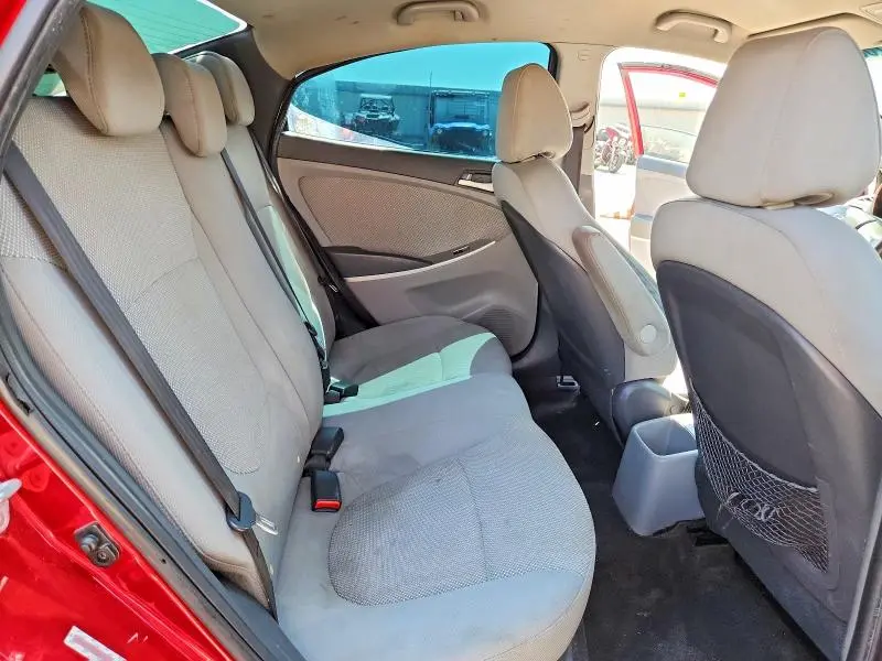 2014 HYUNDAI ACCENT GLS  