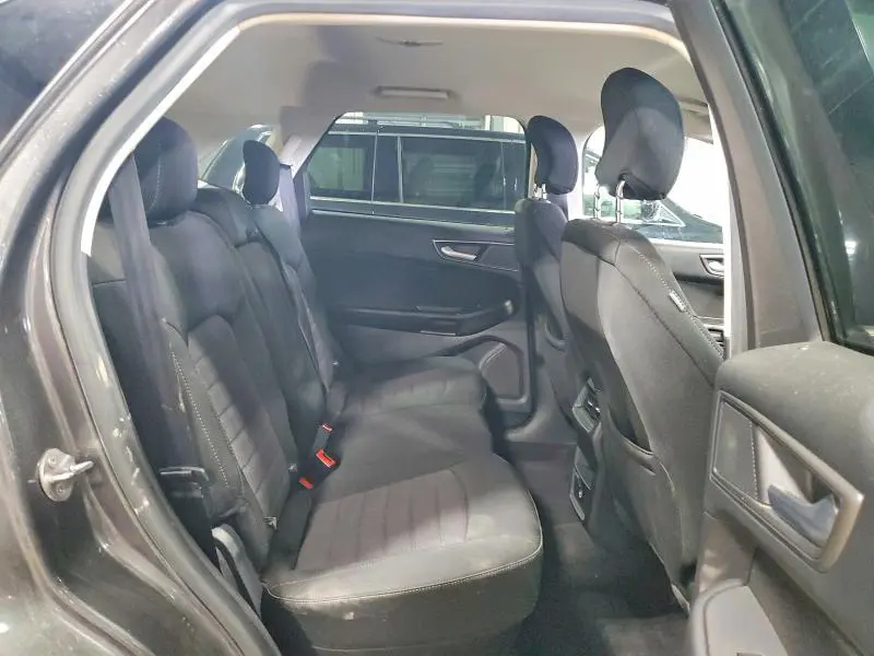 2017 FORD EDGE SE  