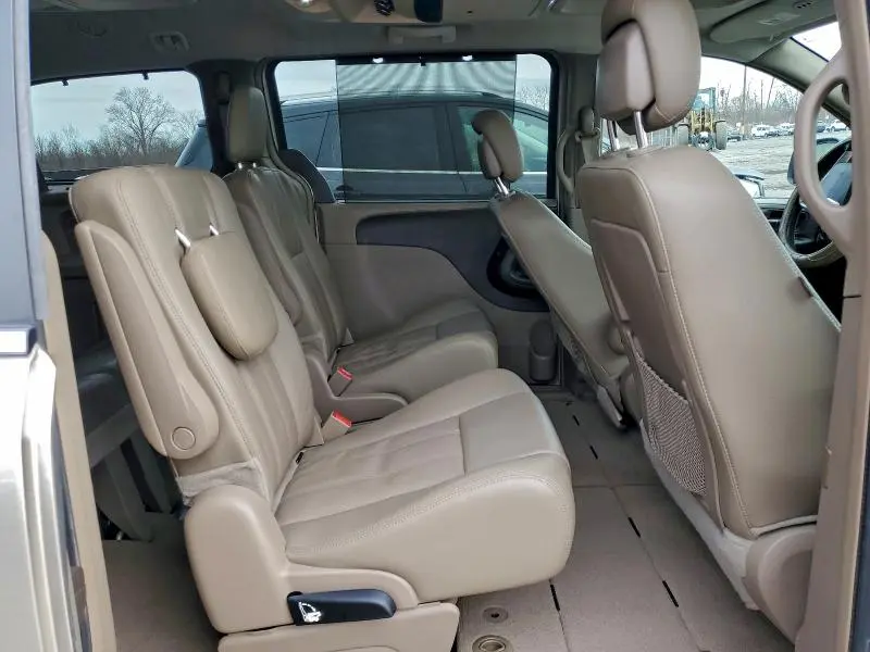 2016 CHRYSLER TOWN & COUNTRY TOURING L  