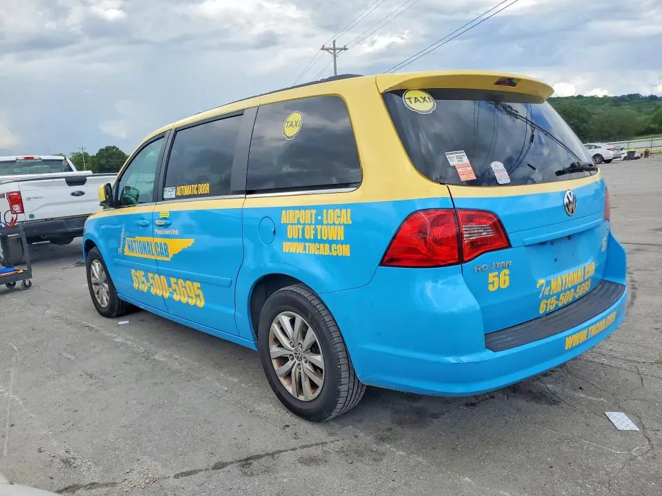 2013 VOLKSWAGEN ROUTAN SE  