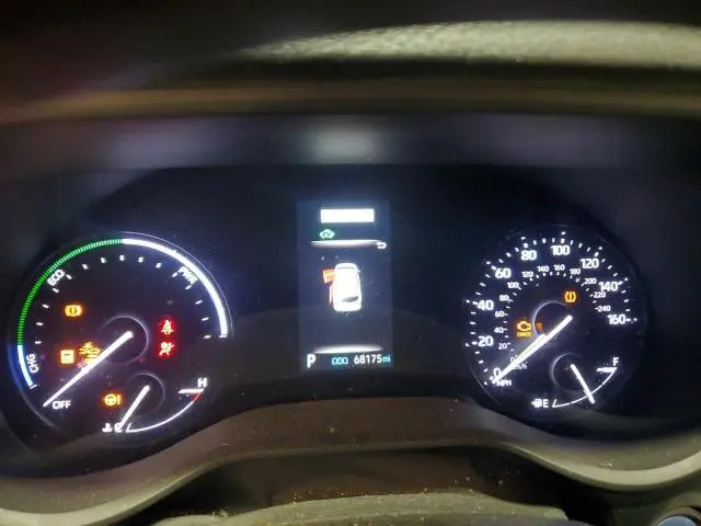 2021 TOYOTA SIENNA LE  