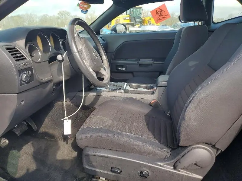 2013 DODGE CHALLENGER SXT  