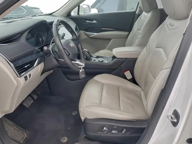 2019 CADILLAC XT4 PREMIUM LUXURY  