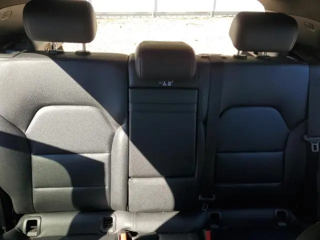 2017 MERCEDES-BENZ GLA 250  