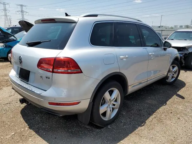 2012 VOLKSWAGEN TOUAREG V6  