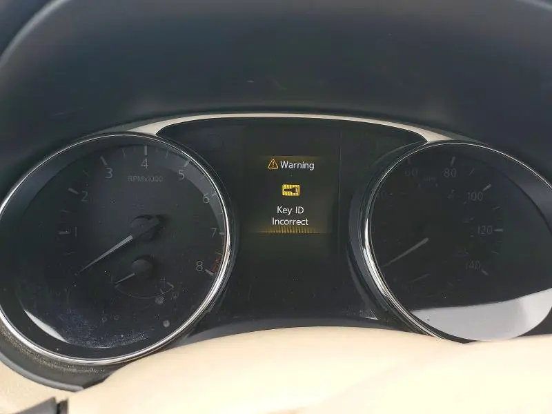 2015 NISSAN ROGUE SL  