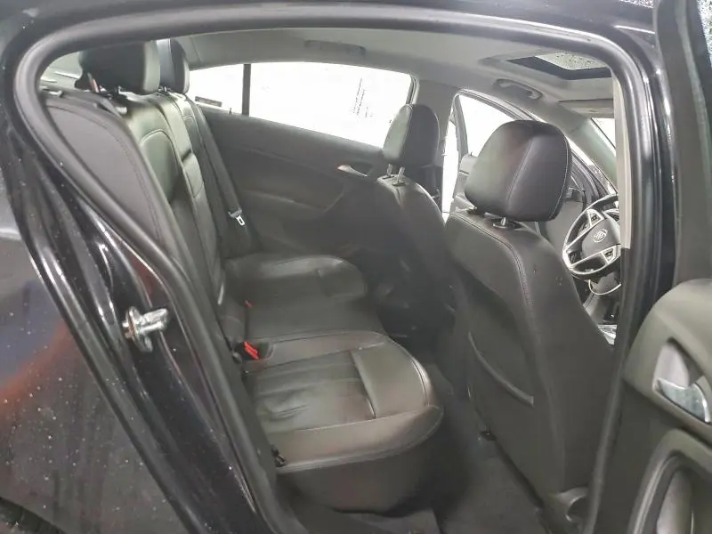 2011 BUICK REGAL CXL  