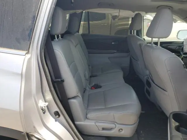 2021 HONDA PILOT SE  