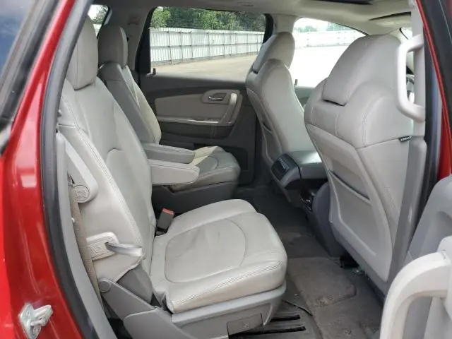 2012 CHEVROLET TRAVERSE LT  