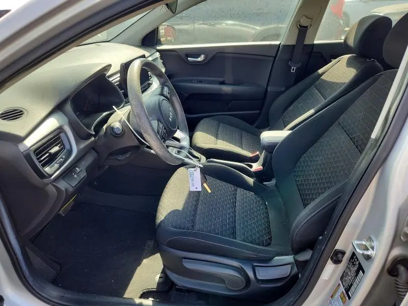 2022 KIA RIO S  