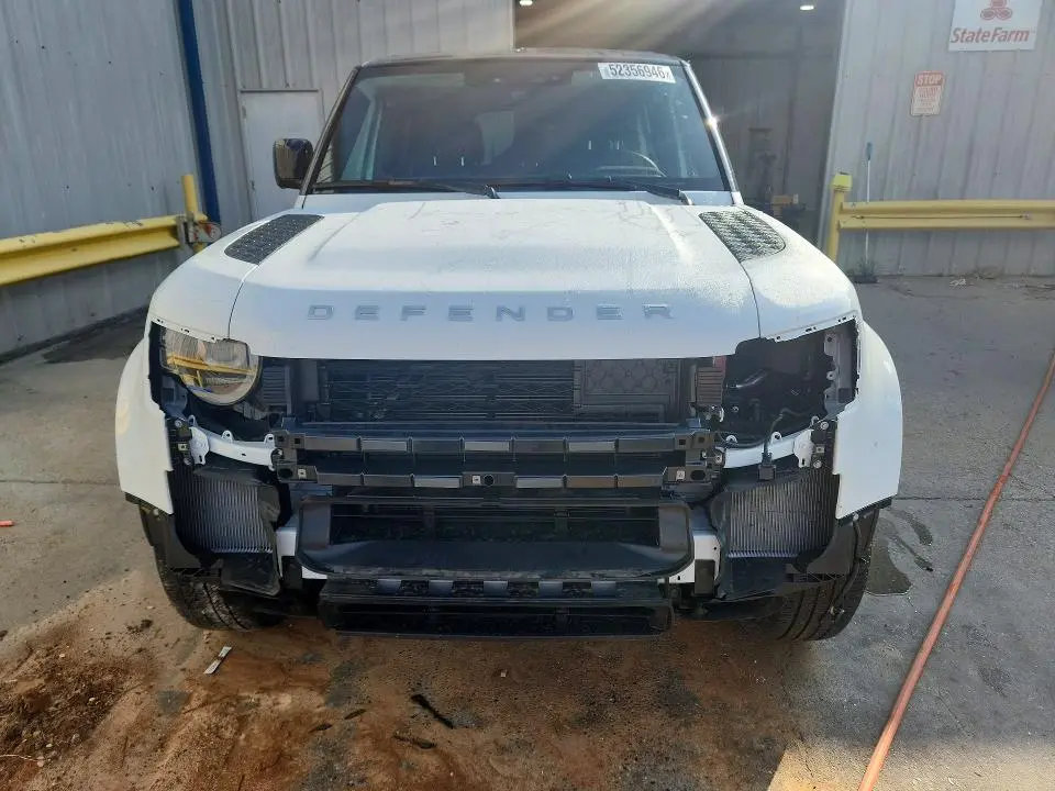2023 LAND ROVER DEFENDER 110 S  