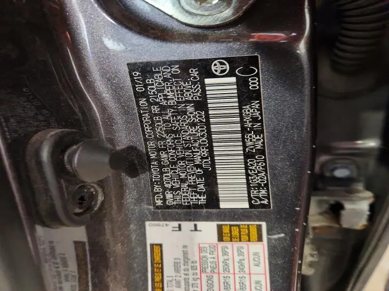 2019 TOYOTA PRIUS XLE AWD-E  