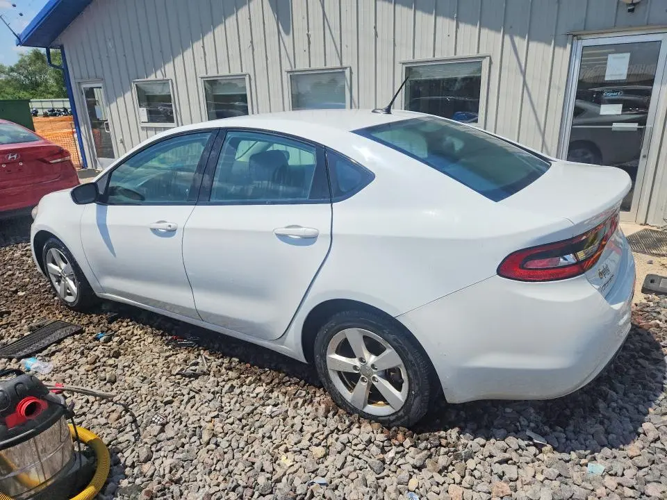 2016 DODGE DART SXT  