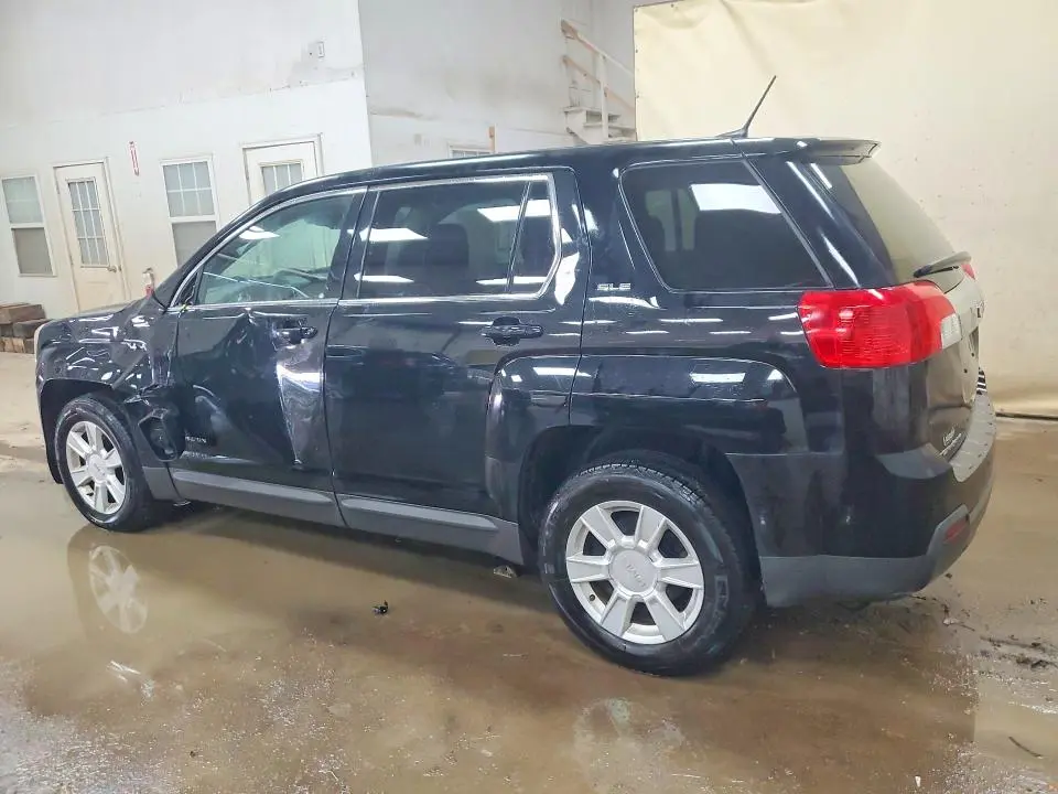 2013 GMC TERRAIN SLE  
