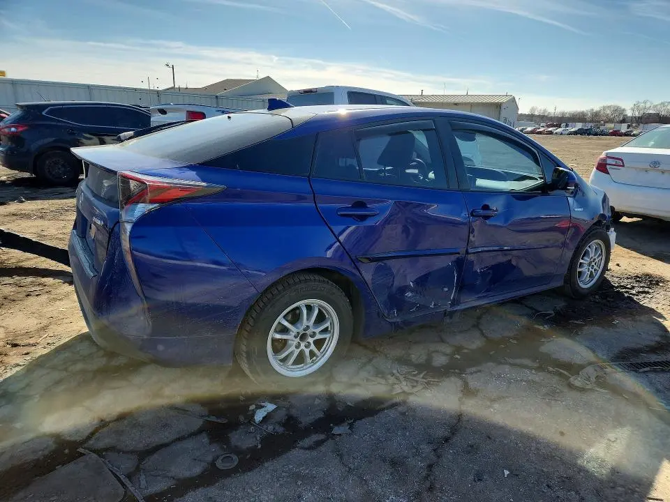 2017 TOYOTA PRIUS FOUR  