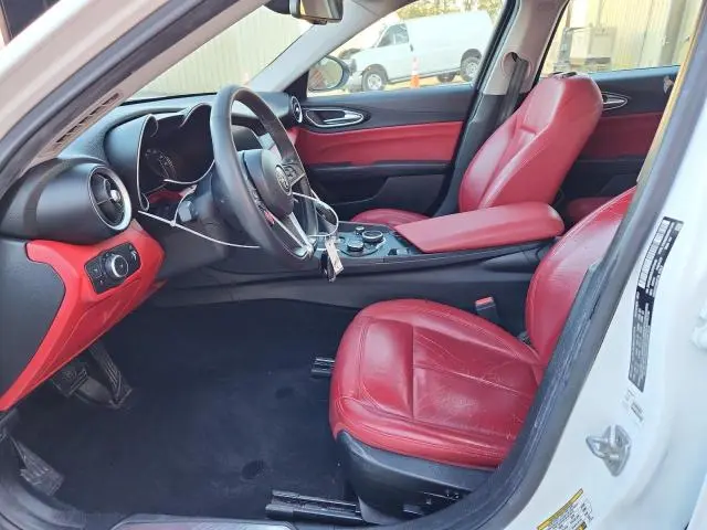 2018 ALFA ROMEO GIULIA Q4  