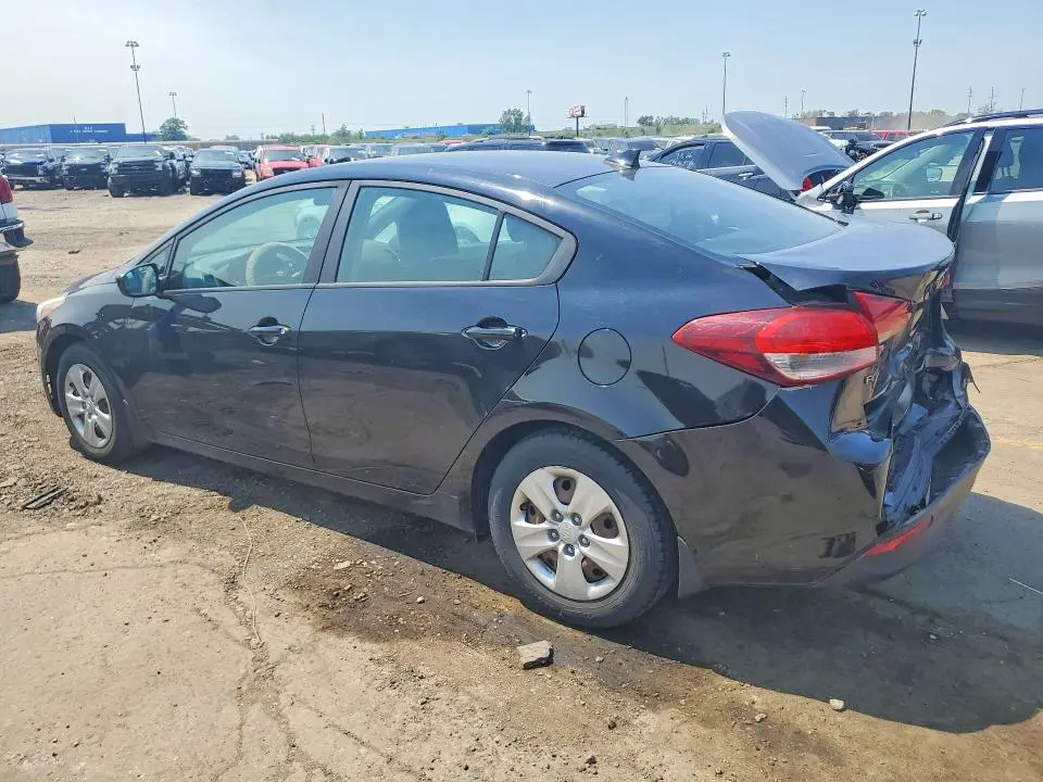 2017 KIA FORTE LX  