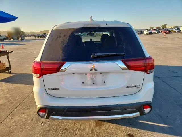 2017 MITSUBISHI OUTLANDER SE