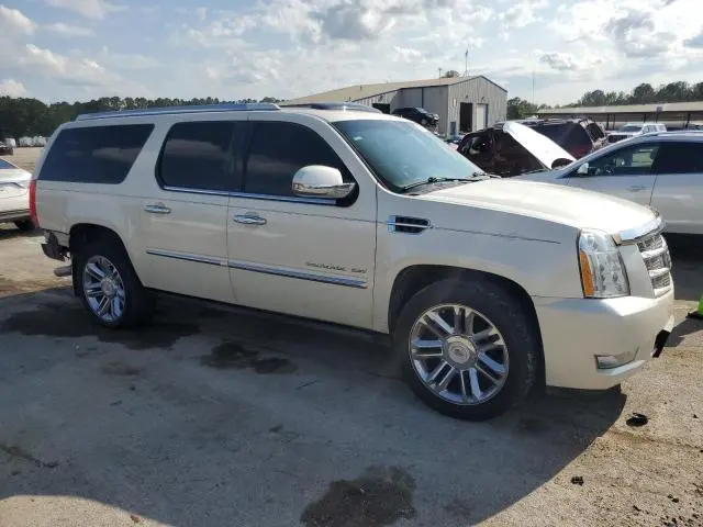 2011 CADILLAC ESCALADE ESV PLATINUM