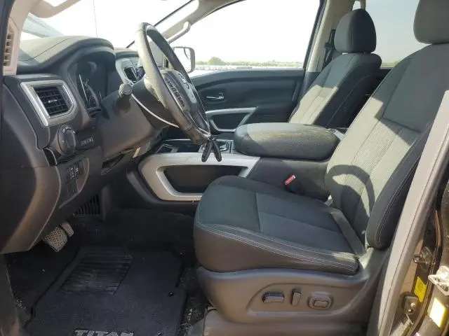 2018 NISSAN TITAN SV