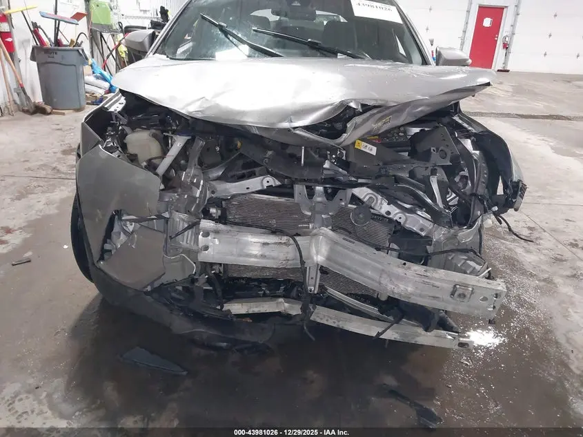 2018 TOYOTA C-HR XLE PREMIUM