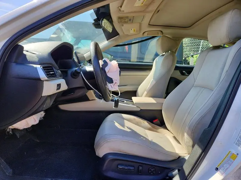 2019 HONDA ACCORD EX  