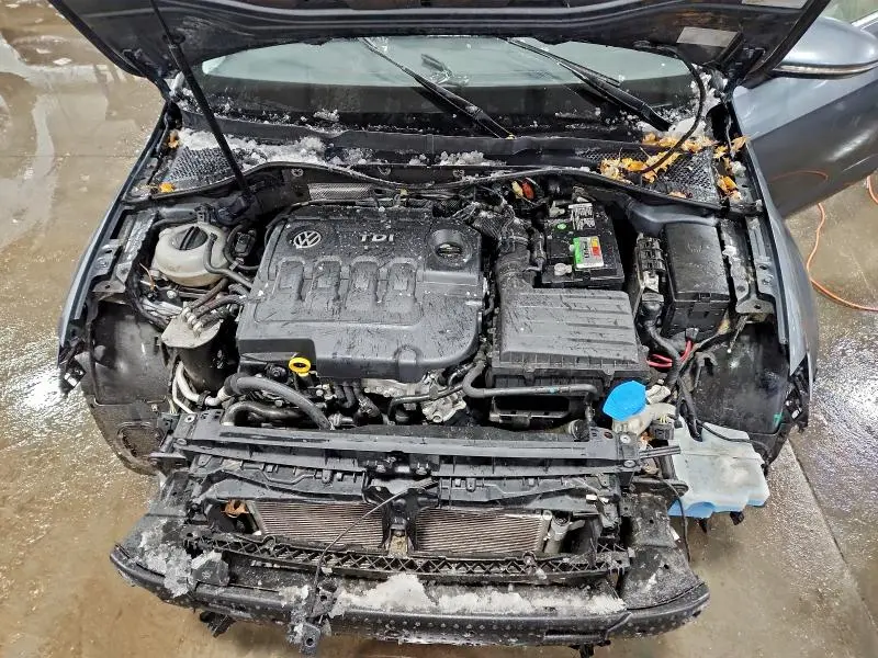 2015 VOLKSWAGEN GOLF SPORTWAGEN TDI S  