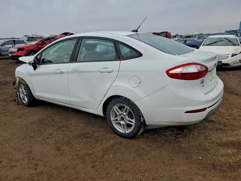 2018 FORD FIESTA SE  