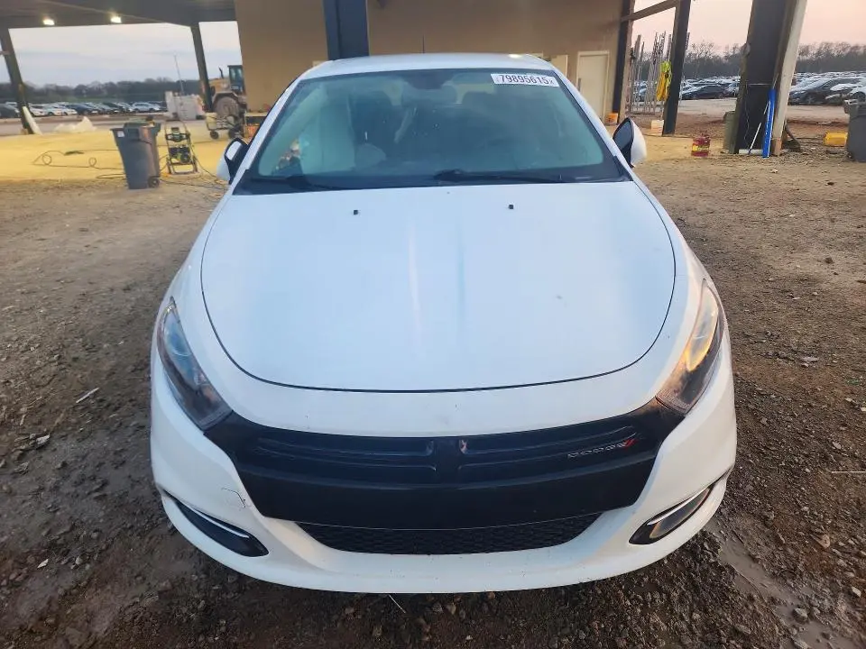 2015 DODGE DART SE  