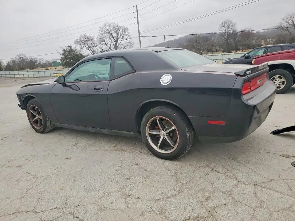 2010 DODGE CHALLENGER SE  