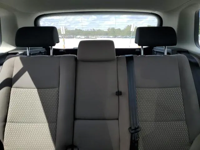 2011 VOLKSWAGEN TIGUAN S  