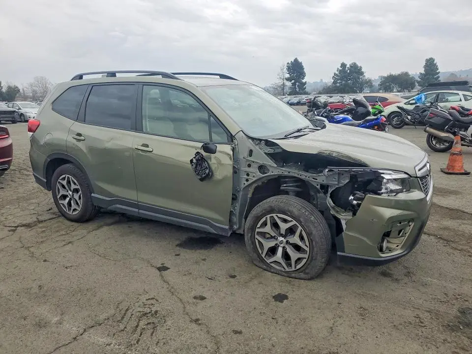 2019 SUBARU FORESTER PREMIUM  