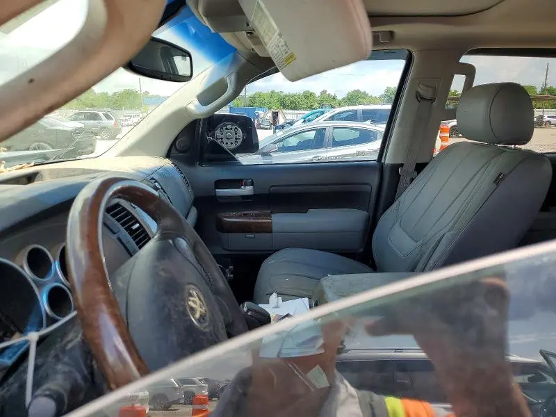 2012 TOYOTA TUNDRA CREWMAX LIMITED  