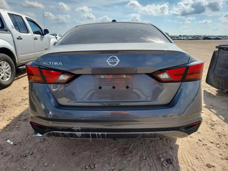 2020 NISSAN ALTIMA S  