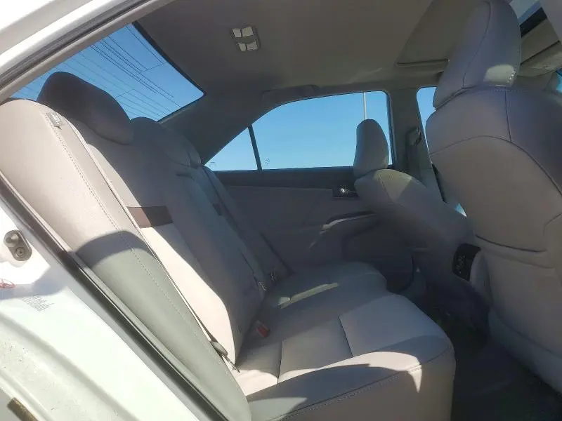 2012 TOYOTA CAMRY SE  