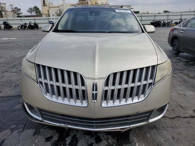 2011 LINCOLN MKT 