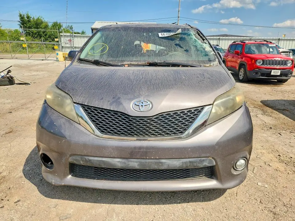 2012 TOYOTA SIENNA SPORT  
