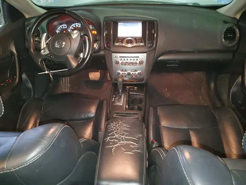 2011 NISSAN MAXIMA S  