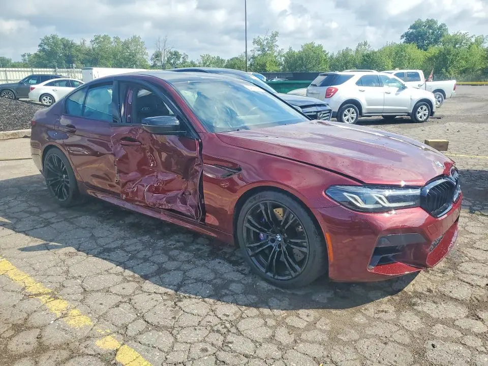 2023 BMW M5   