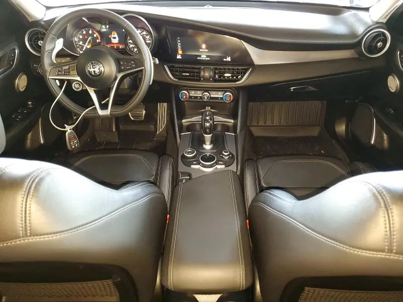 2017 ALFA ROMEO GIULIA TI Q4  