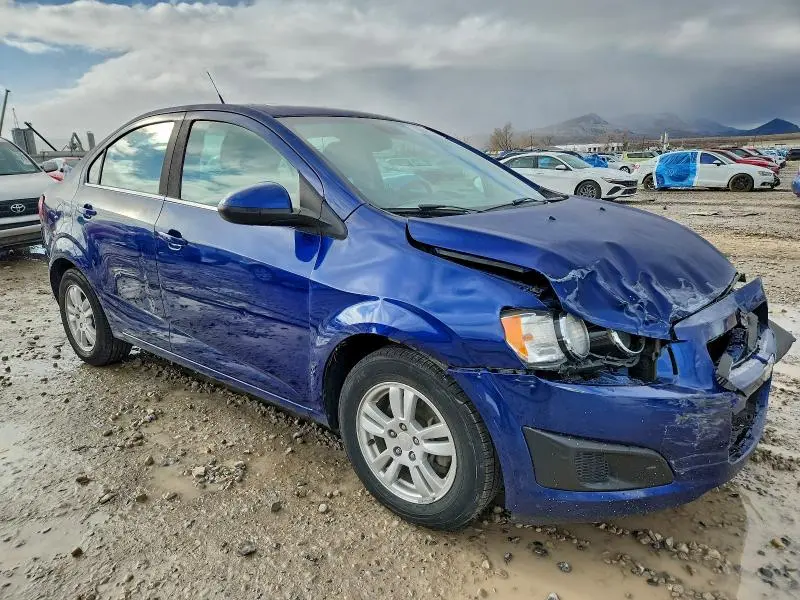 2013 CHEVROLET SONIC LT  