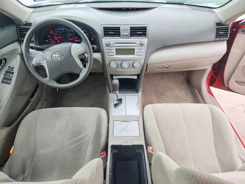 2011 TOYOTA CAMRY LE  