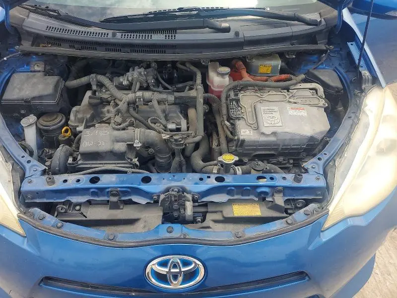 2012 TOYOTA PRIUS C TWO  