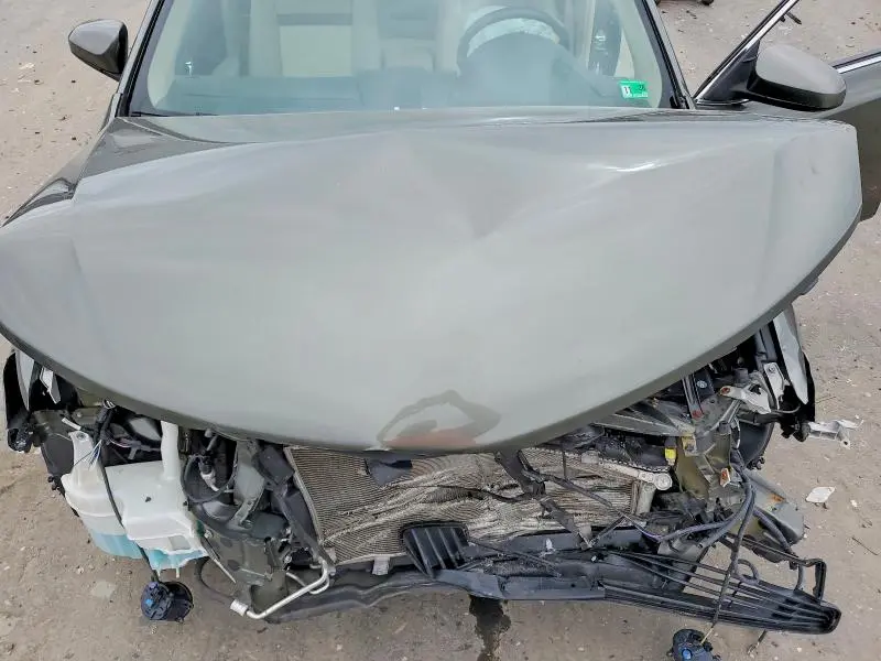 2014 TOYOTA CAMRY XLE  