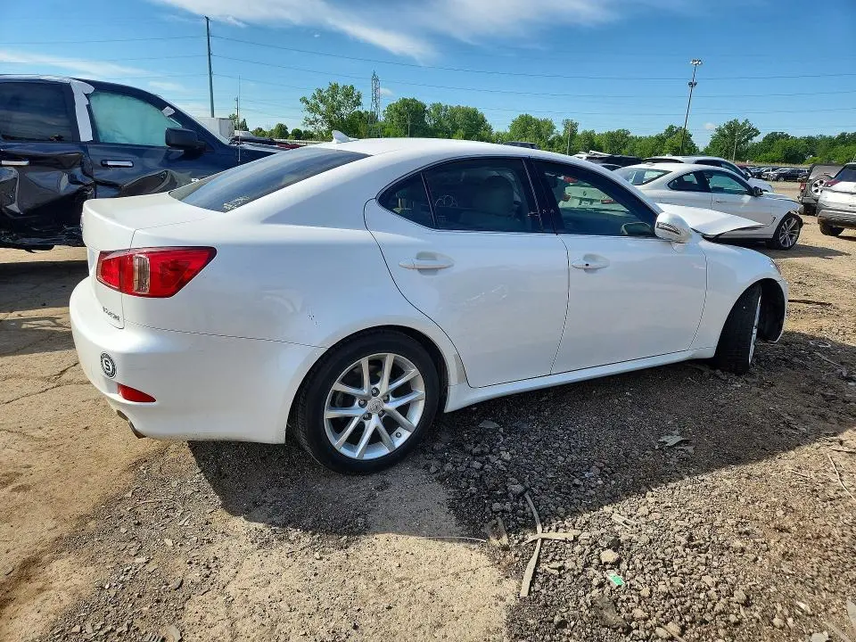 2013 LEXUS IS 250  