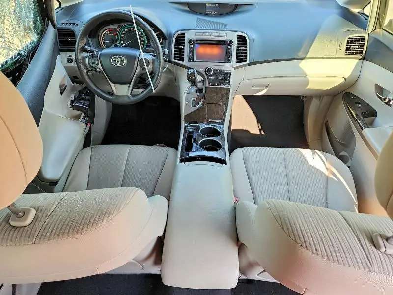 2014 TOYOTA VENZA LE  