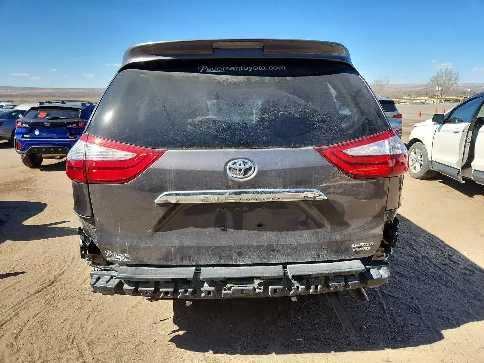 2017 TOYOTA SIENNA LIMITED 7-PASSENGER  
