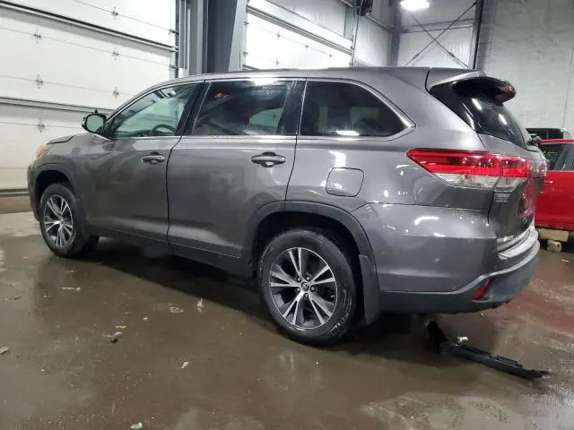 2019 TOYOTA HIGHLANDER LE