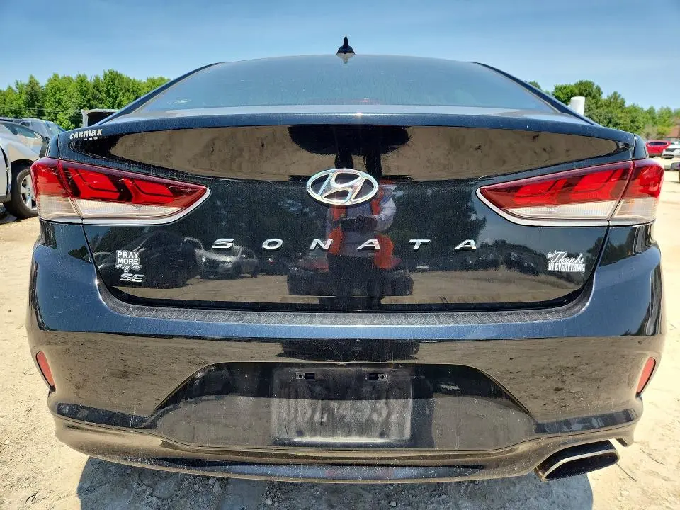 2018 HYUNDAI SONATA SE  